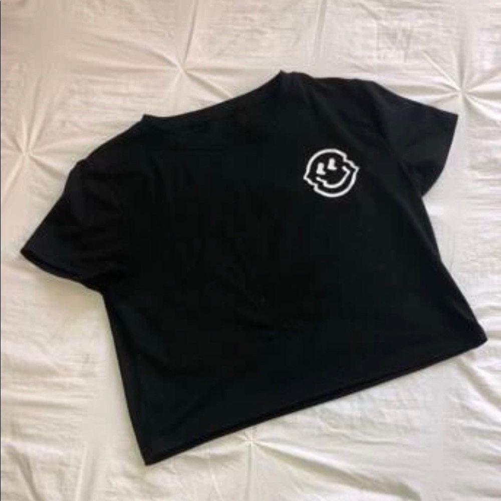 Graphic Smiley Tee-Shirt